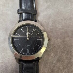 DF Quartz Watch Mens Black Dial Silver Case Faux Crocodile Leather Strap